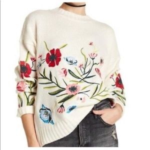 Romeo+Juliet Couture Ivory Sweater